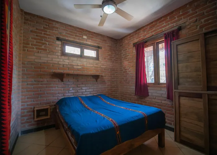 2 Bedroom Apartment With Bay View, Deck And Roof Terrace