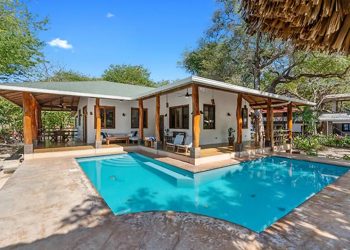 Casa Yosi, Beach Front Piece Of Heaven